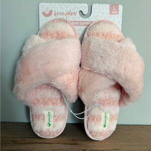 Honeydew Pink Fuzzy Slippers